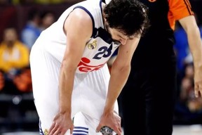 爱游戏全站-足总杯赛程吃紧，尤文图斯今晨绝杀压哨，话题不断，资深球员宣示担当(尤文图斯赛程500)